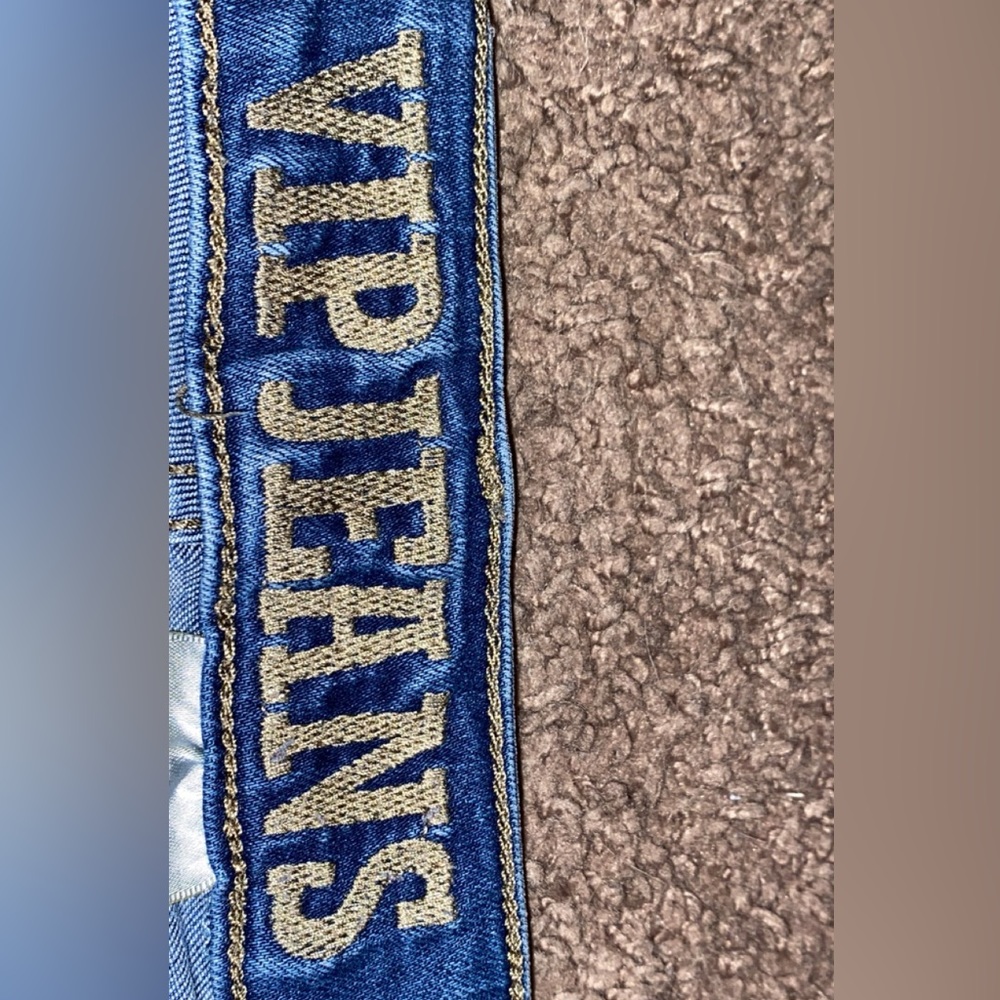 VIP JEANS - Picture 3 of 3